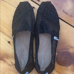 Toms super cute flats